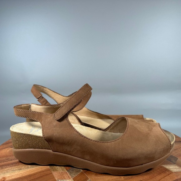 Dansko Shoes - Dansko Danae Tan Nubuck Leather Wedge Sandals EU 39 US 8.5-9 Hook Loop Strap